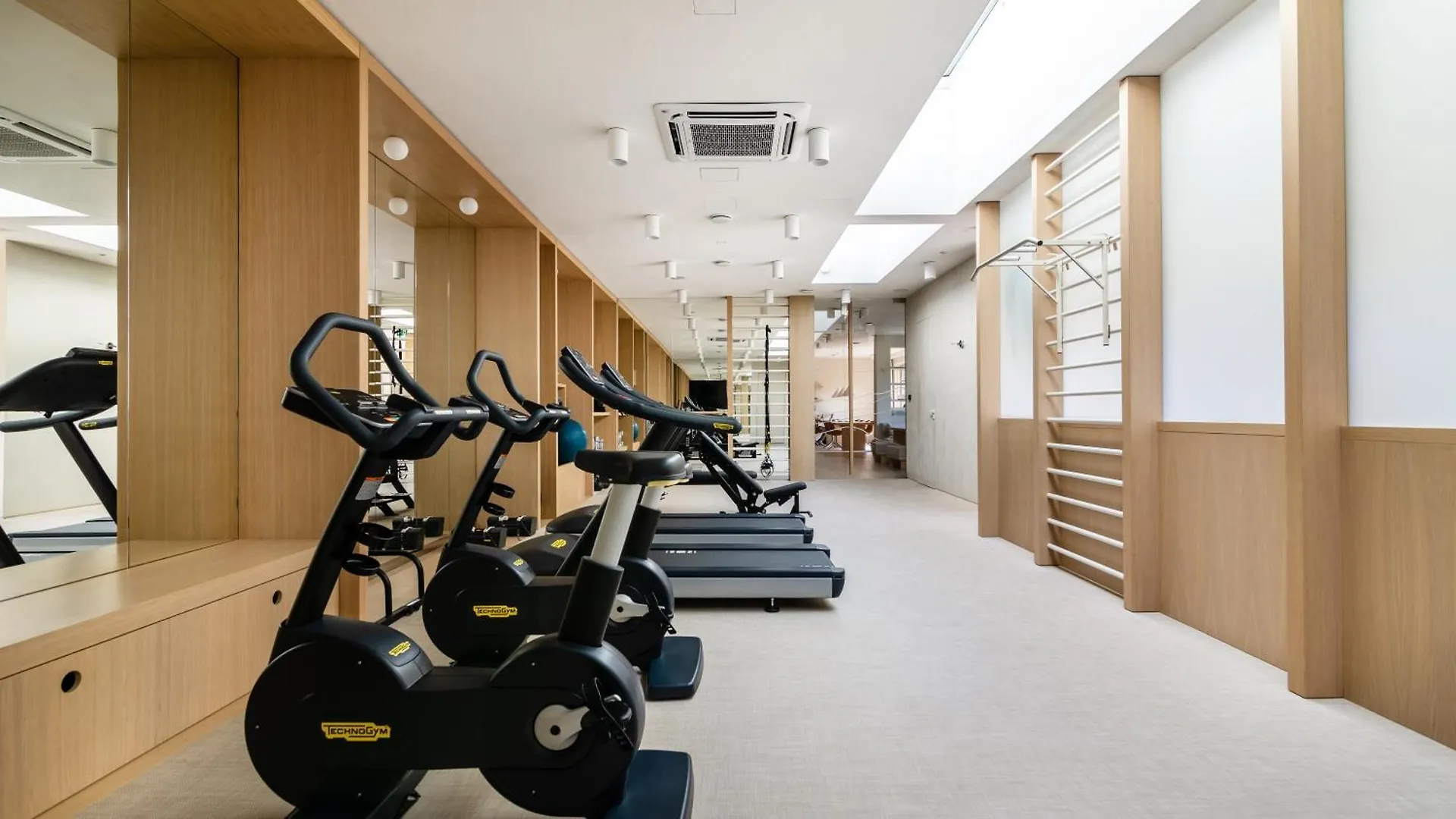 Comfy Apartments - Rodzinny Nadmorski Dwor I 10 Minut Plaza Гданьск 0*,  Польша